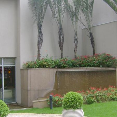 Отель Wyndham Sao Paulo Paulista Экстерьер фото