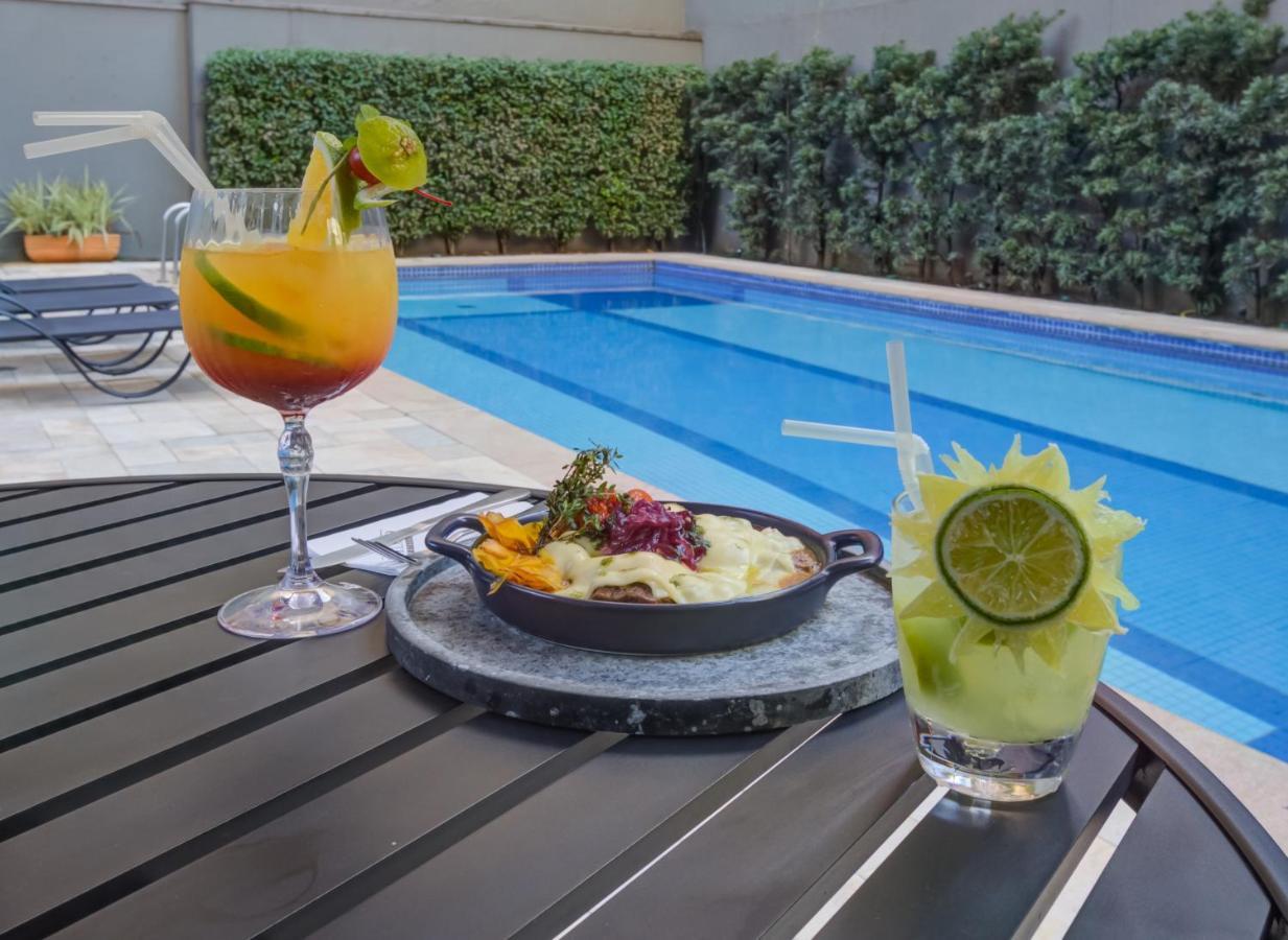 Отель Wyndham Sao Paulo Paulista Экстерьер фото